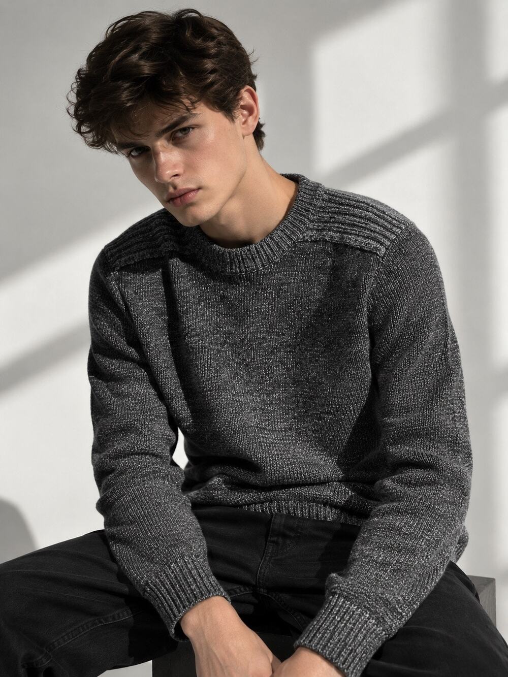 Yokko Men’s Charcoal Gray Marled Knit Crewneck pullover size M